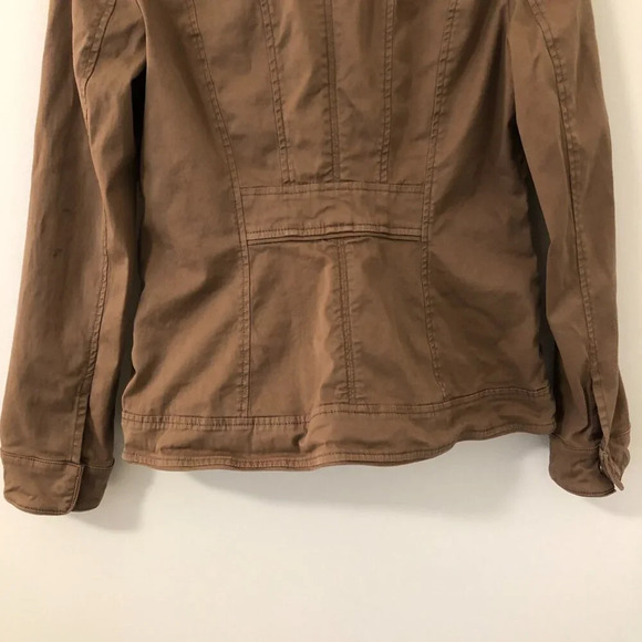 3/$25 ❥ White House Black Market Cargo Cotton Jacket Anorak Light Brown Size 4 - Picture 6 of 9
